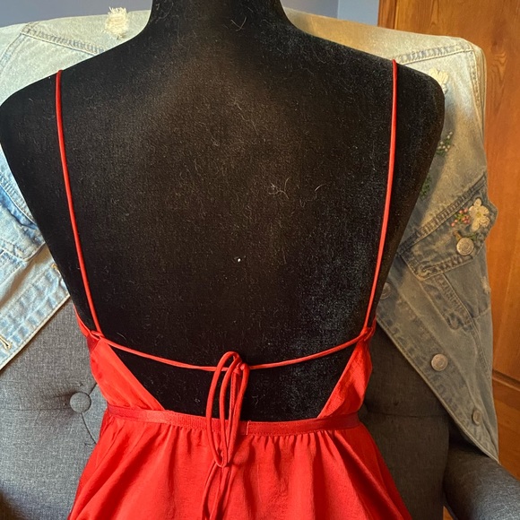 EXPRESS Satin Fit And Flare Babydoll Dress - Picture 8 of 10